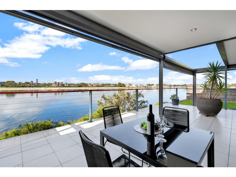 11/74 Military Road, Tennyson SA 5022