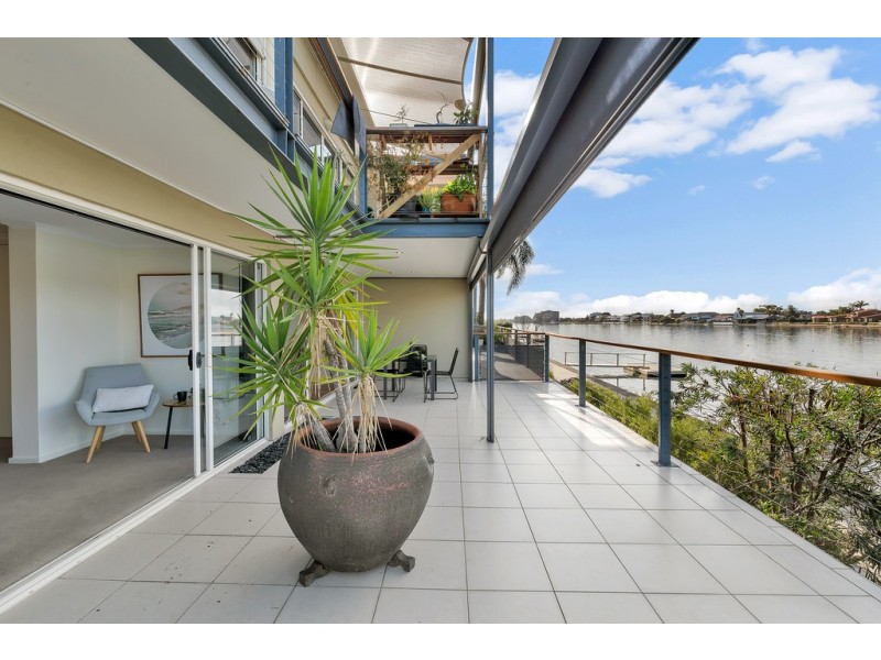 11/74 Military Road, Tennyson SA 5022