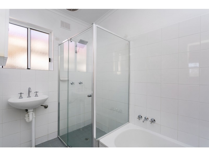 28 Bristol Cres, Taperoo SA 5017