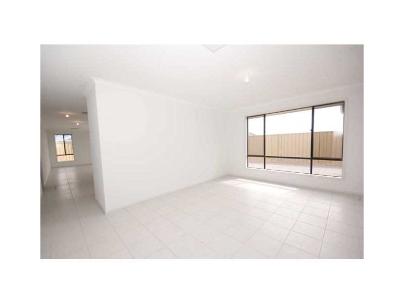 42 Basin Street, Aldinga Beach SA 5173