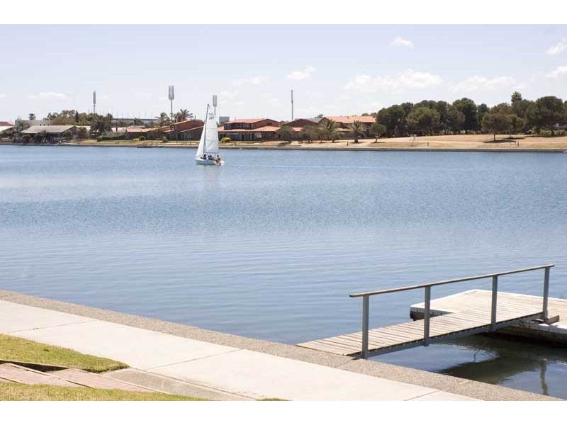 10/72 Military Road, Tennyson SA 5022