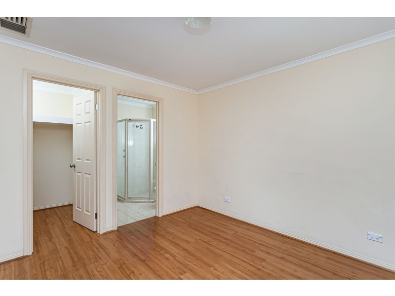 17 Riverina Street, Largs North SA 5016