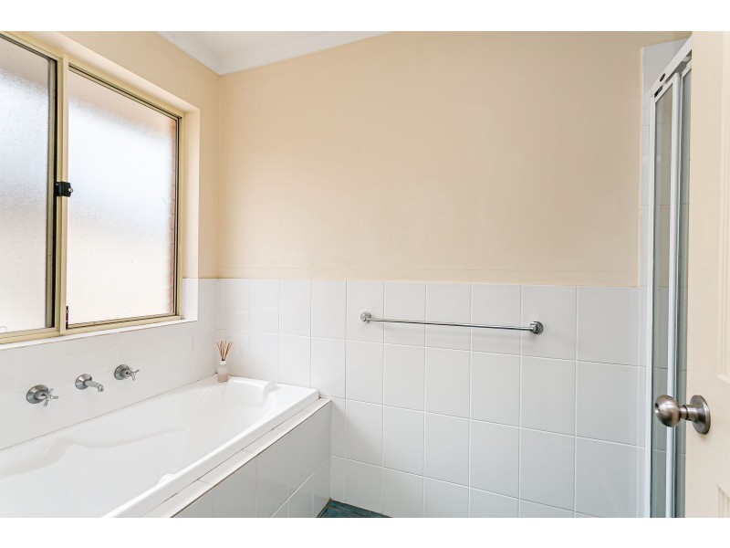 17 Riverina Street, Largs North SA 5016