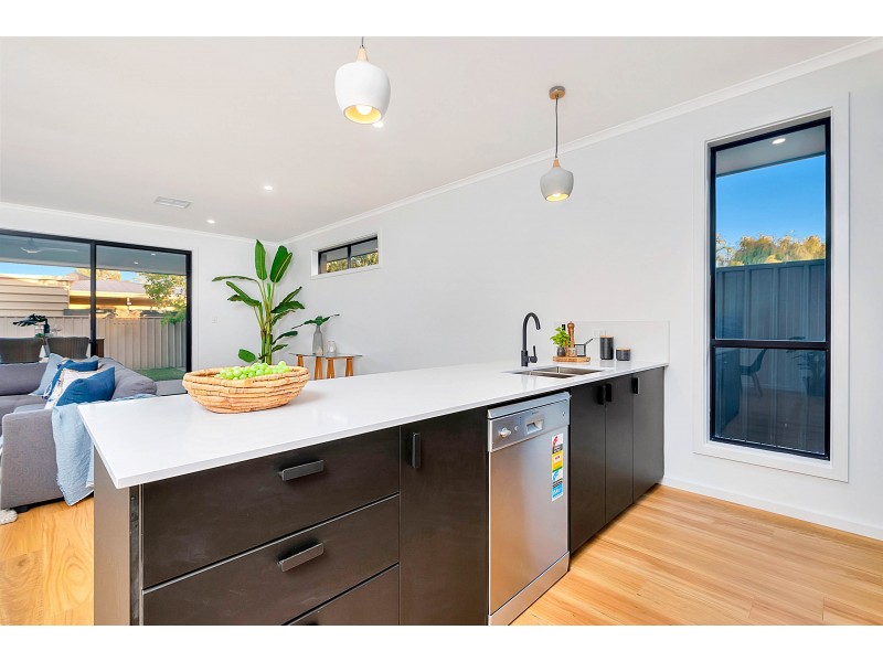 7a Westralia Avenue, Taperoo SA 5017