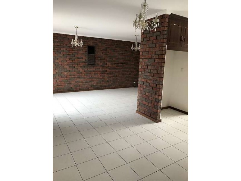 5 Lakeview Avenue, West Lakes SA 5021