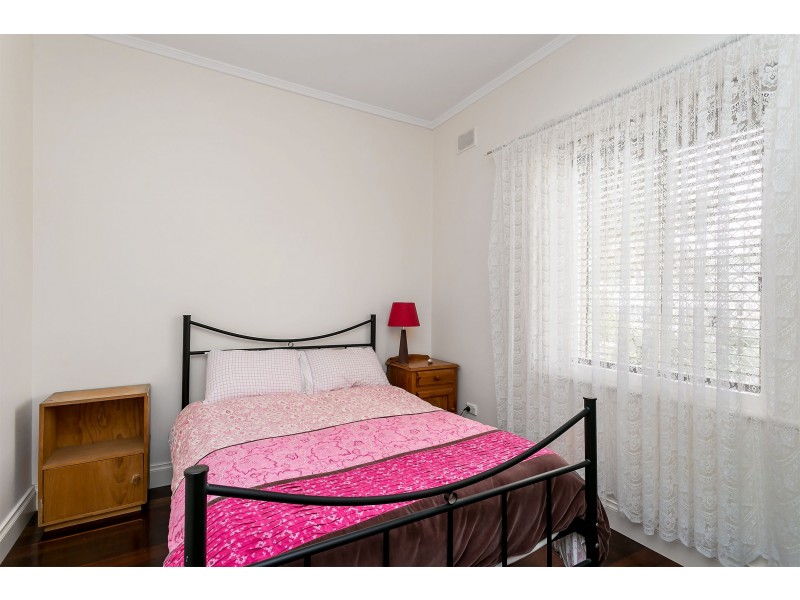 18 Kolapore Avenue, Largs North SA 5016