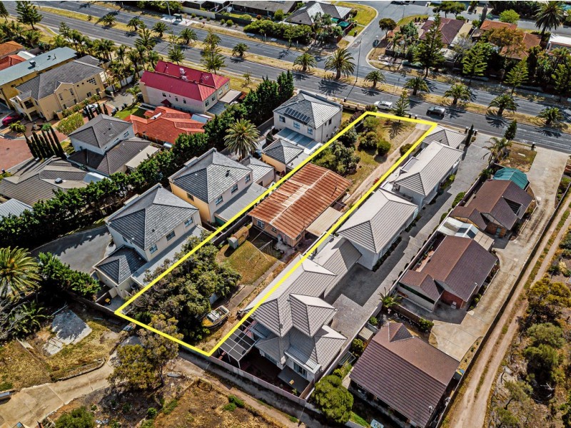 173 Military Road, Tennyson SA 5022