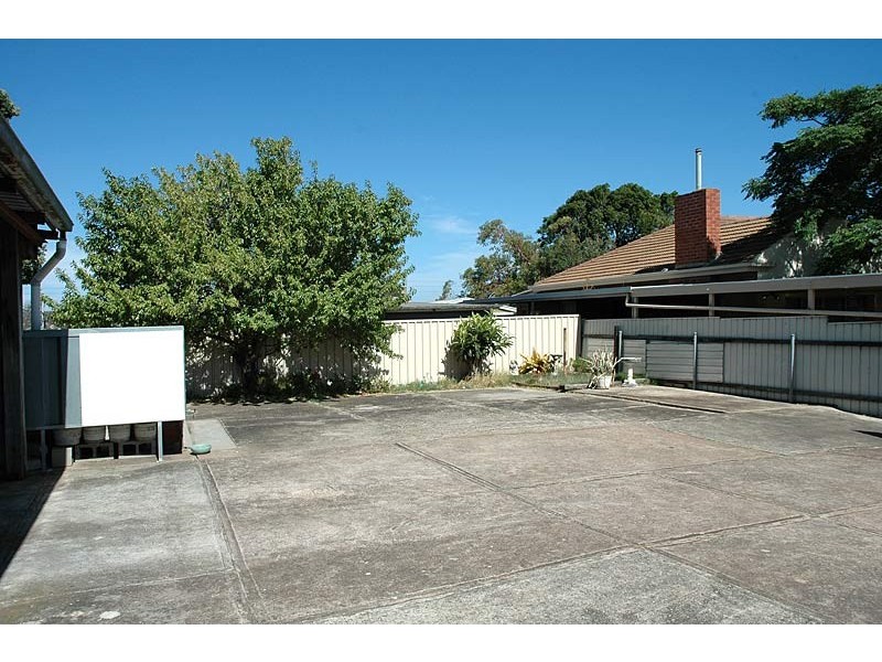 8 Kybunga Tce, Largs North SA 5016