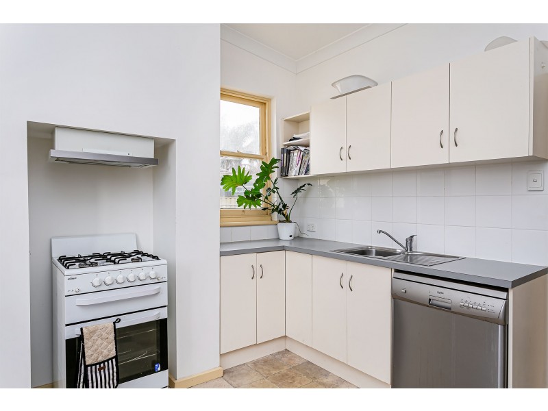 39 Warwick Street, Largs North SA 5016