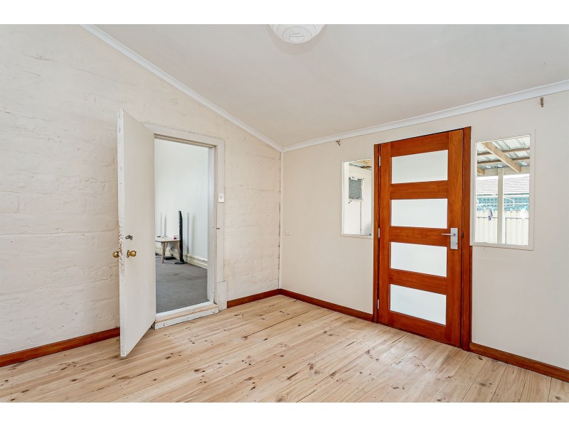 39 Warwick Street, Largs North SA 5016