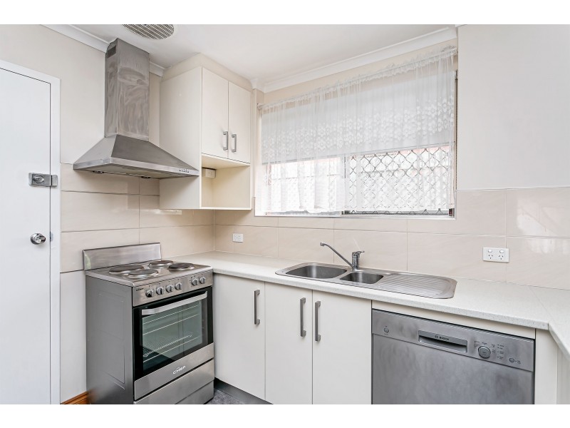 1/17 Military Road, Semaphore South SA 5019