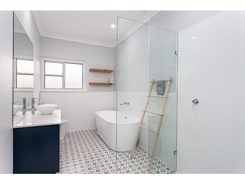 1 Park Avenue, Semaphore South SA 5019