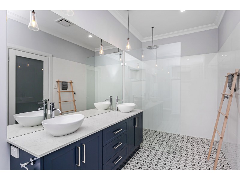 1 Park Avenue, Semaphore South SA 5019