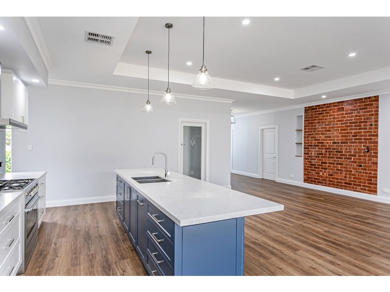 1 Park Avenue, Semaphore South SA 5019