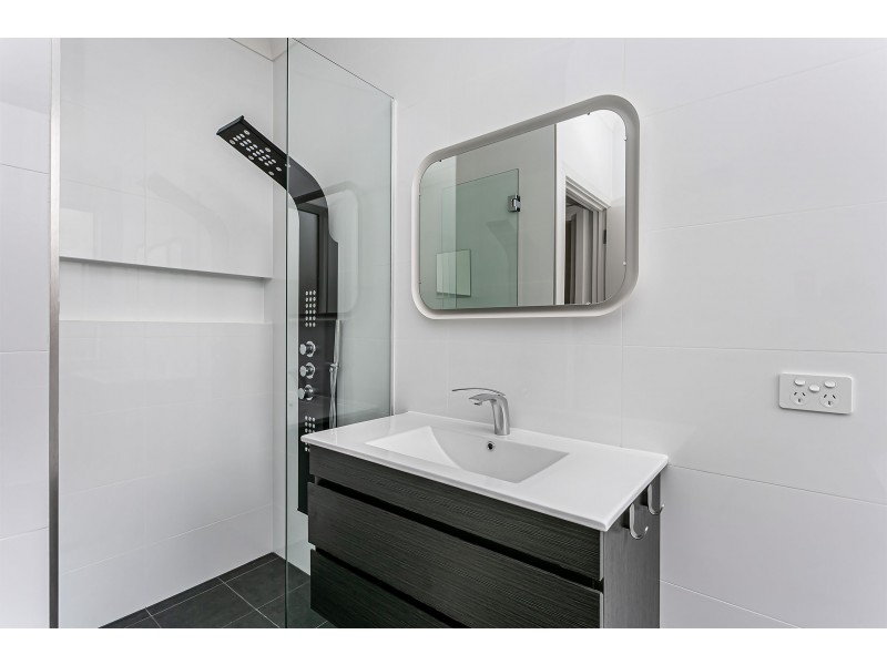 65 Sir Ross Smith Avenue, North Haven SA 5018