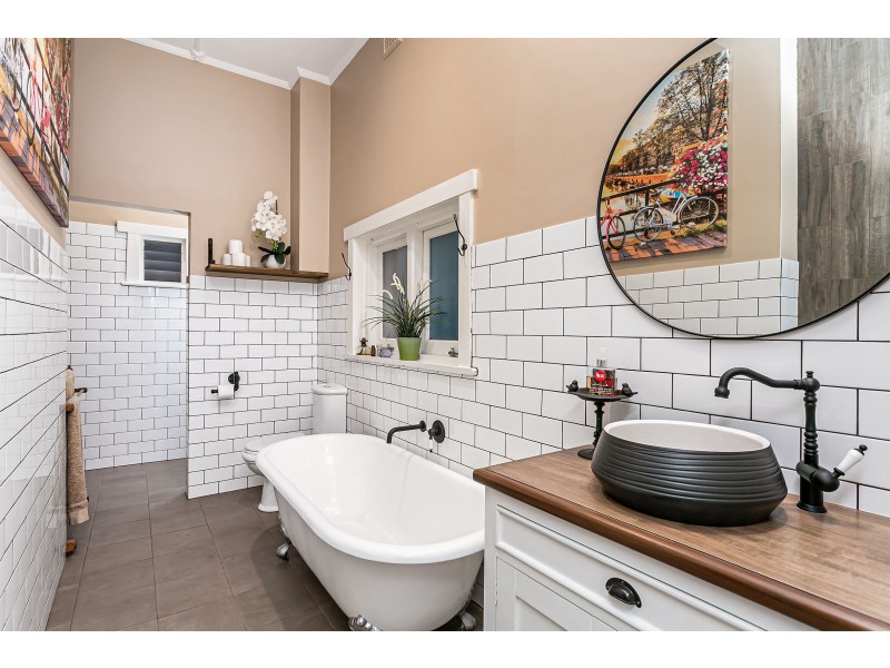 14 Newcastle Street, Rosewater SA 5013