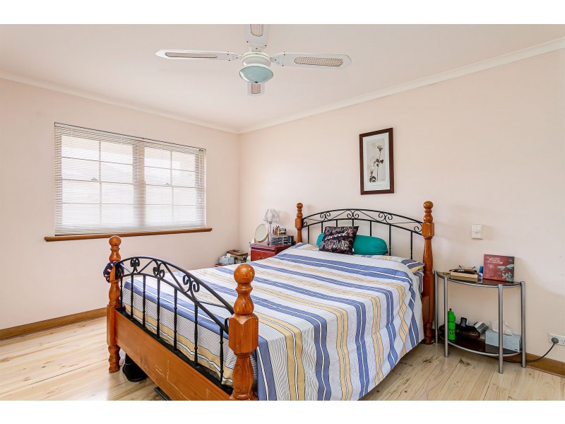1/1 Anglers Court, West Lakes Shore SA 5020