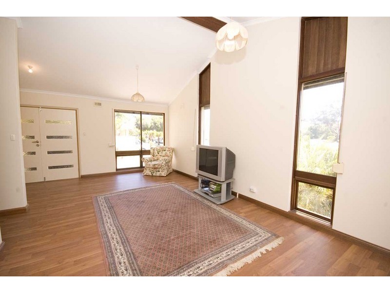 70 Recreation Parade, West Lakes Shore SA 5020