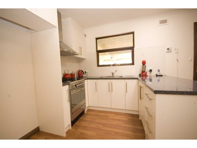 70 Recreation Parade, West Lakes Shore SA 5020