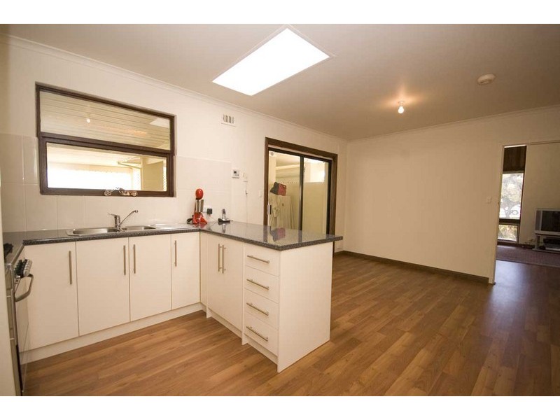 70 Recreation Parade, West Lakes Shore SA 5020