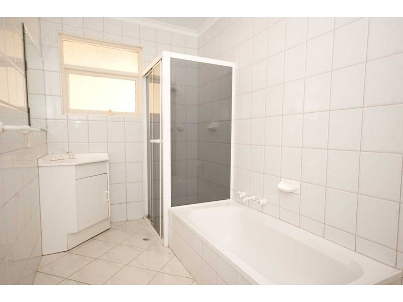 70 Recreation Parade, West Lakes Shore SA 5020