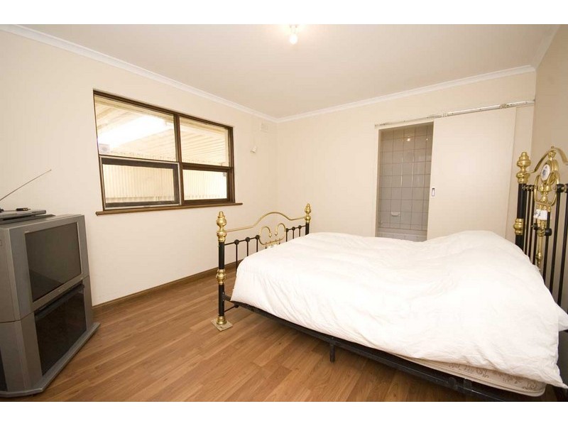 70 Recreation Parade, West Lakes Shore SA 5020