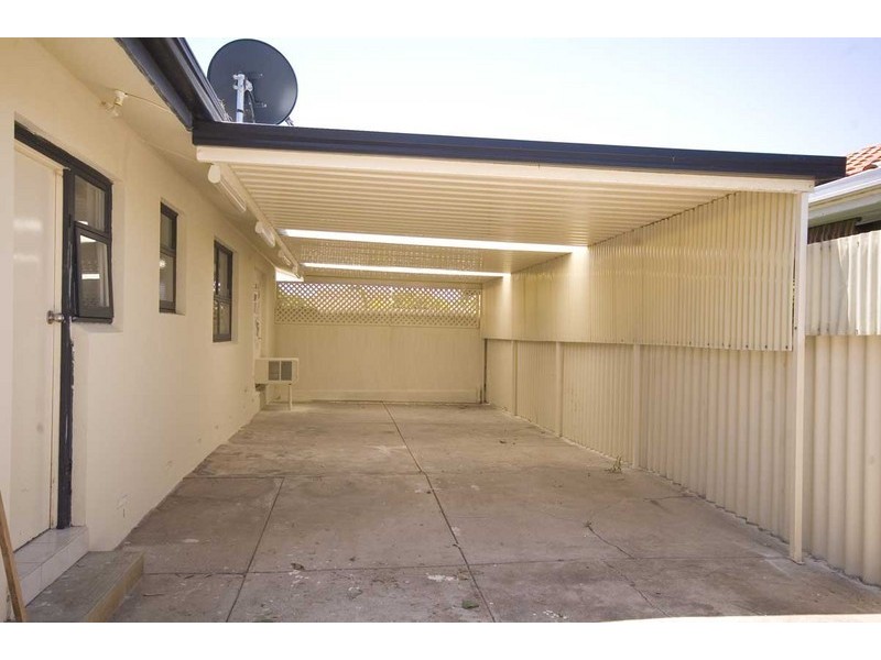 70 Recreation Parade, West Lakes Shore SA 5020