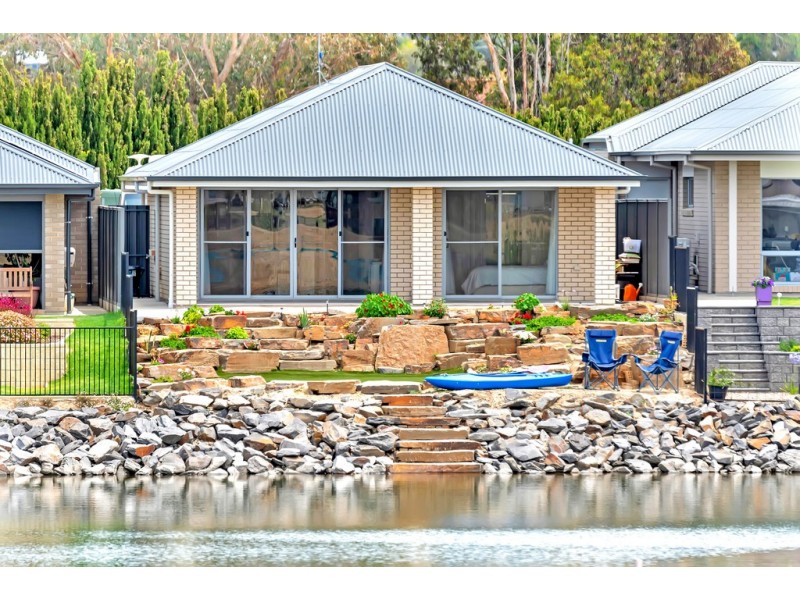24 Strathmore Court, Encounter Bay SA 5211
