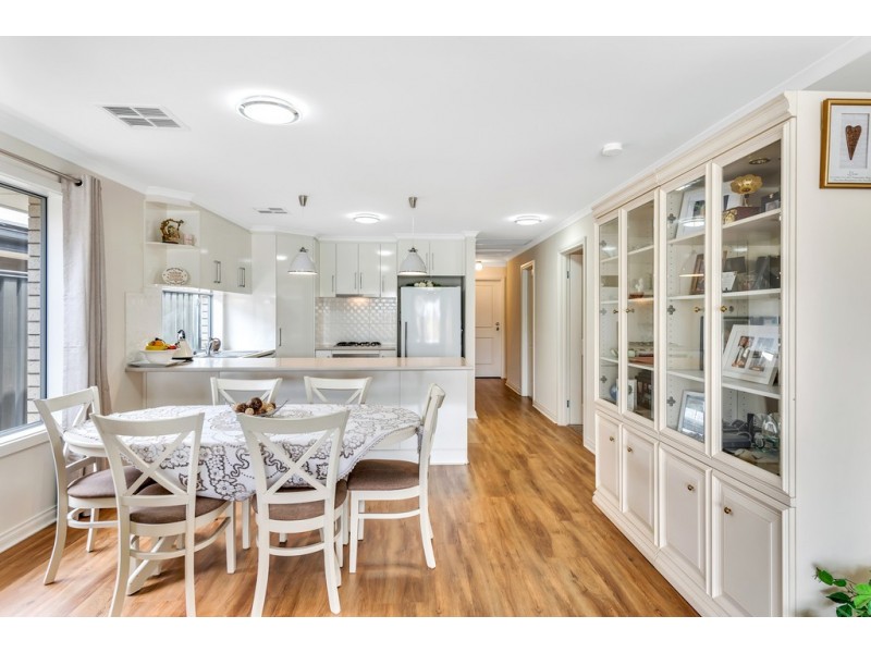 24 Strathmore Court, Encounter Bay SA 5211