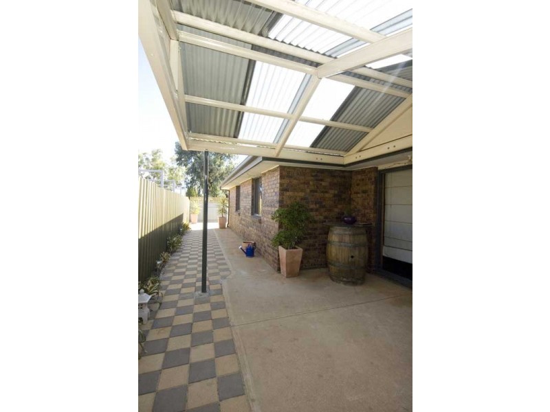 23 Caroline Drive, Paralowie SA 5108