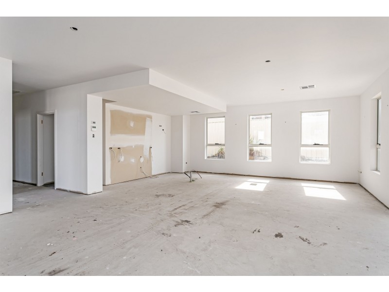 67 Sir Ross Smith Avenue, North Haven SA 5018