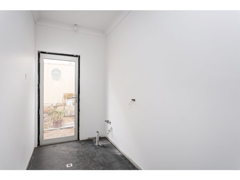 67 Sir Ross Smith Avenue, North Haven SA 5018