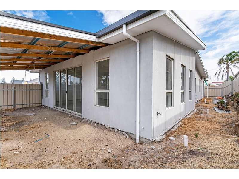 67 Sir Ross Smith Avenue, North Haven SA 5018