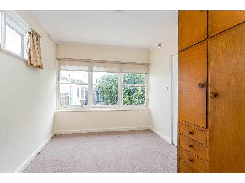 16 Shirley Avenue, Woodville West SA 5011