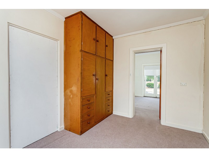 16 Shirley Avenue, Woodville West SA 5011