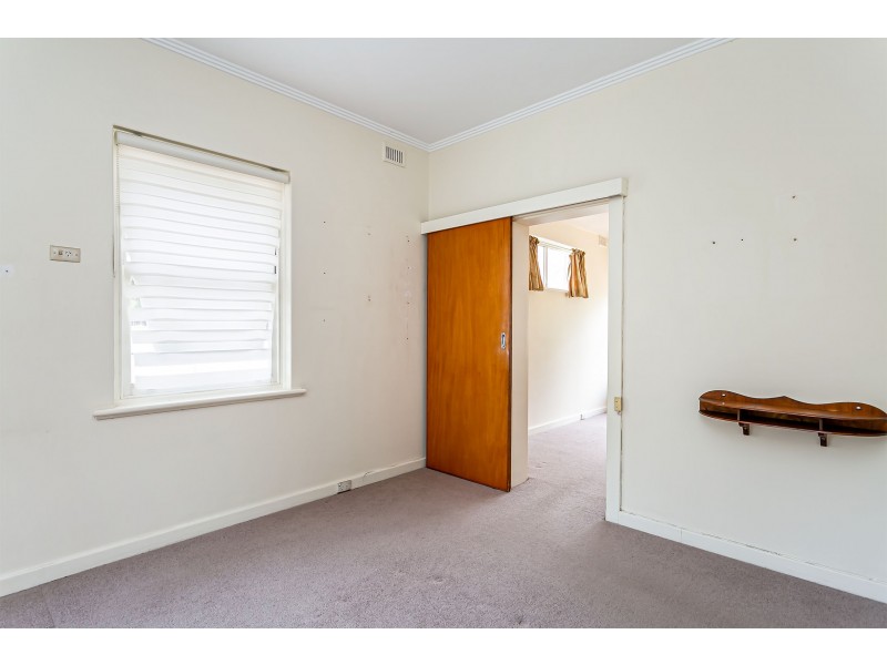 16 Shirley Avenue, Woodville West SA 5011