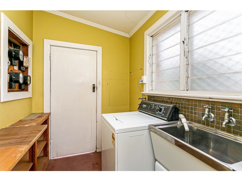 16 Shirley Avenue, Woodville West SA 5011