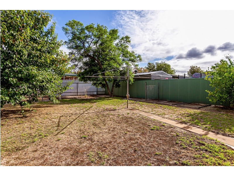 16 Shirley Avenue, Woodville West SA 5011