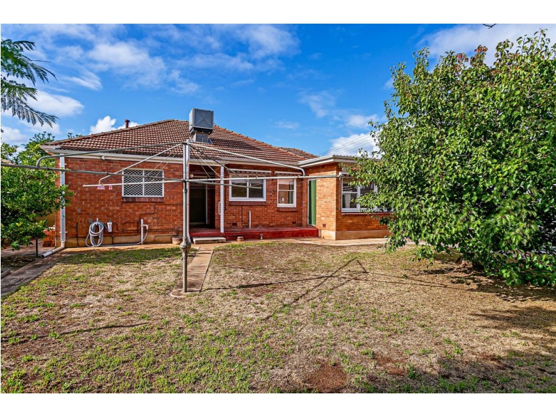 16 Shirley Avenue, Woodville West SA 5011