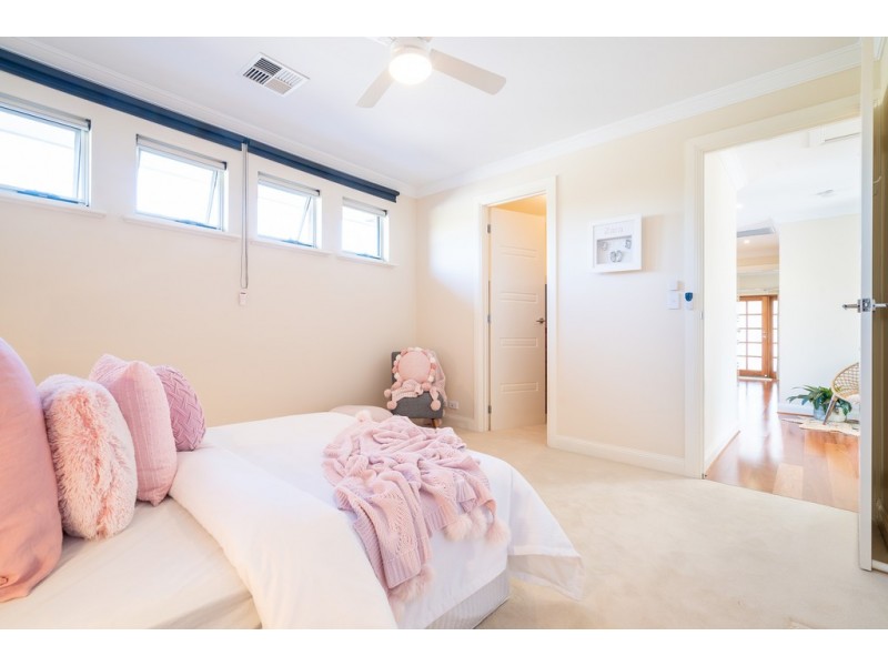 8 Hatwell Court, Underdale SA 5032