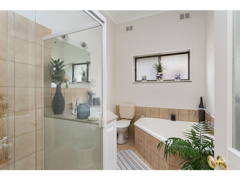 261 Lady Gowrie Drive, Largs North SA 5016