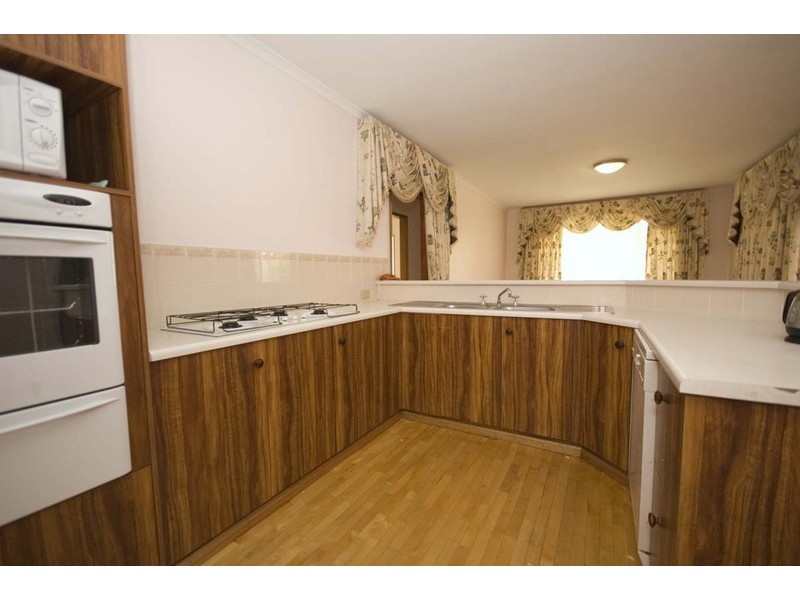 18 Neptune Tce, Rosewater SA 5013