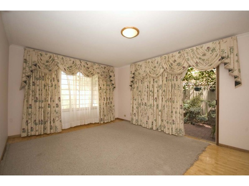 18 Neptune Tce, Rosewater SA 5013