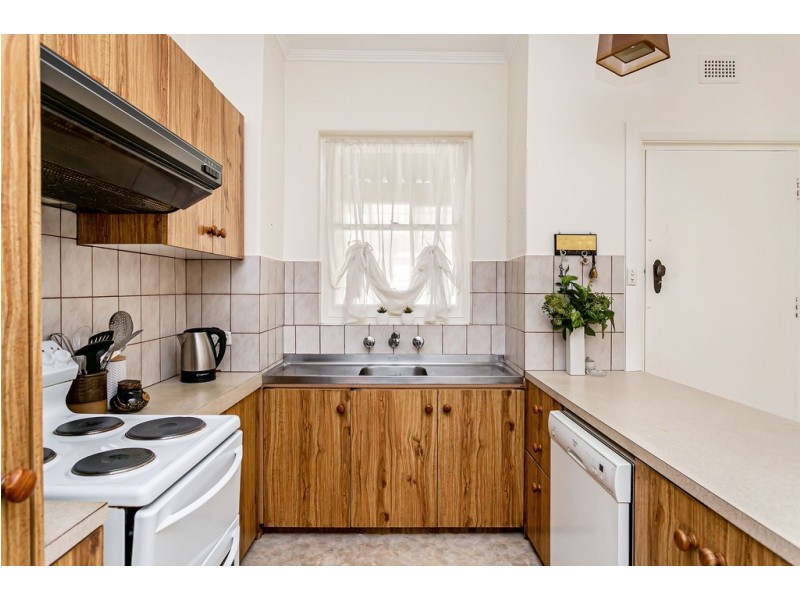 40 Balranald Avenue, Largs Bay SA 5016