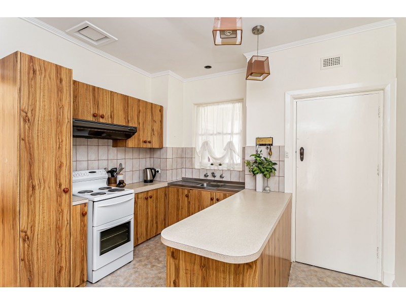 40 Balranald Avenue, Largs Bay SA 5016