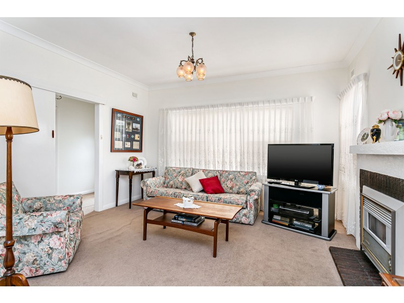 40 Balranald Avenue, Largs Bay SA 5016