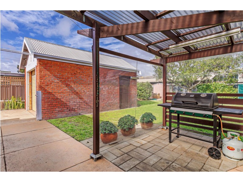 40 Balranald Avenue, Largs Bay SA 5016