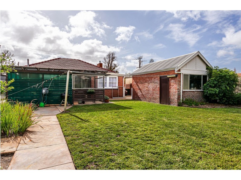 40 Balranald Avenue, Largs Bay SA 5016