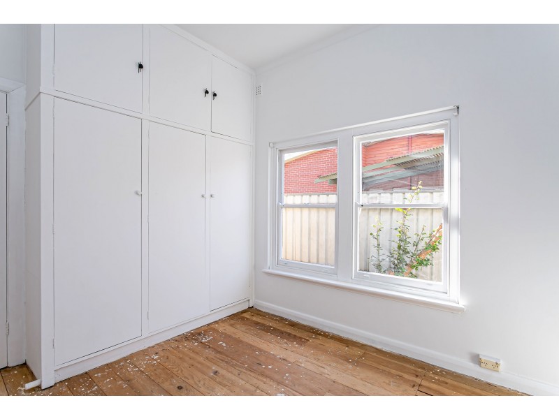 39 Glen Rowan Road, Woodville South SA 5011