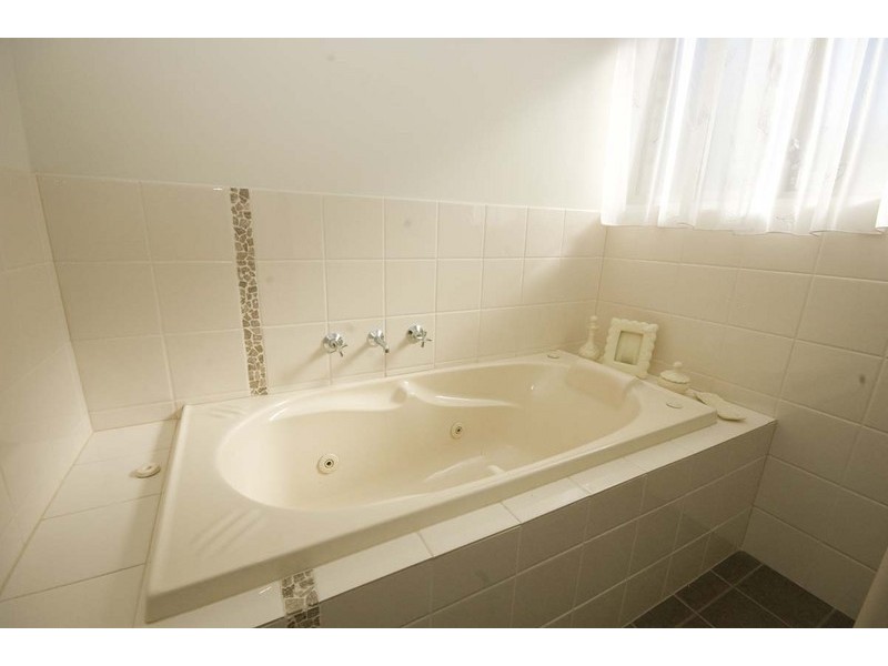 56 Gedville Rd, Taperoo SA 5017